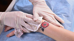 red-flower-tattoo-aftercare